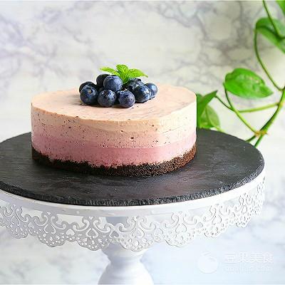 渐变色蓝莓冻芝士蛋糕