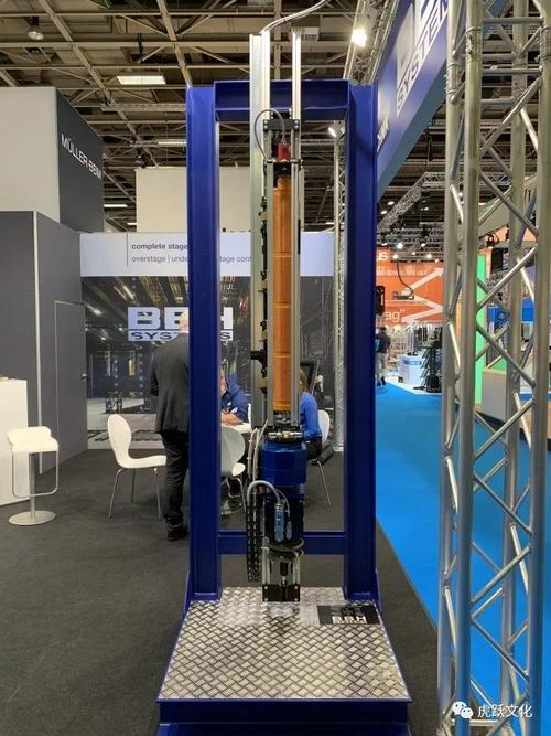 法国serapid参展了多届sss,serapid成立于1972年,核心技术是刚性链条