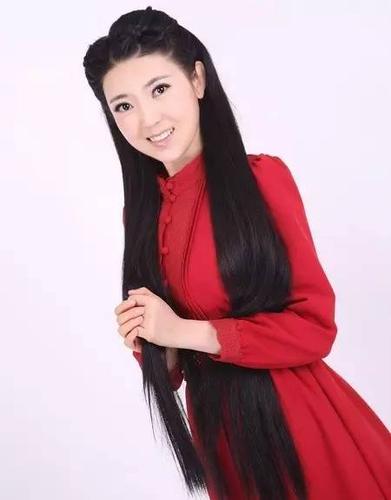 星纳签约艺人任妙音