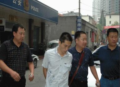 湖北千万富翁遭枪杀案 5名疑犯落网(组图)
