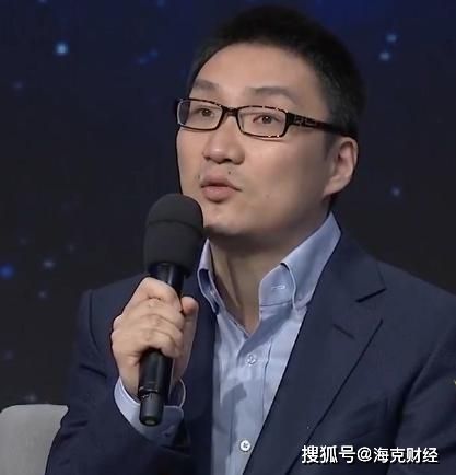 拼多多黄峥,以退为进