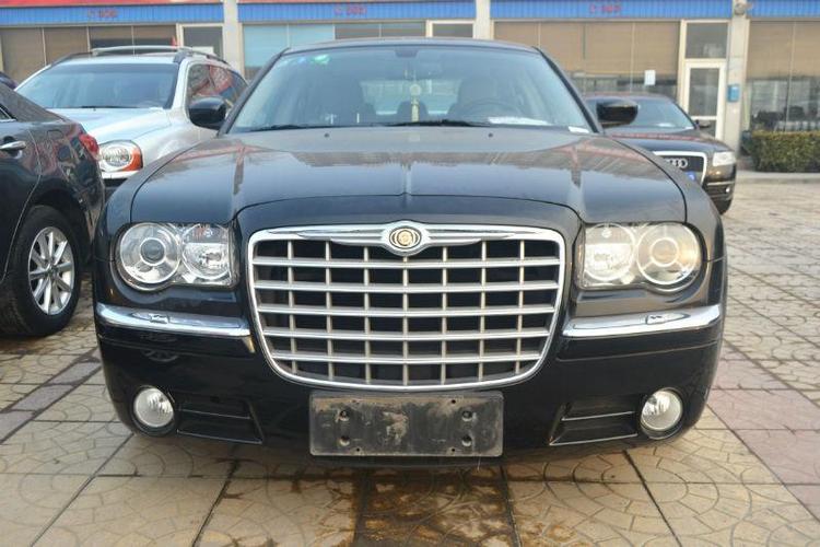 轿车 克莱斯勒 北京奔驰 北京二手300c 近年二手300c比较 基本配置