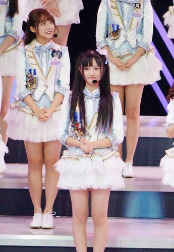 snh48费沁源公式制服图片