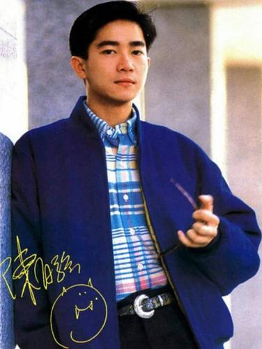 陈百强演唱的《念亲恩》表达的是什么?收录在哪张专辑中?