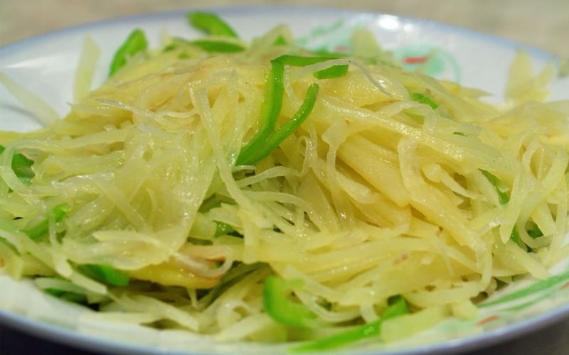 醋溜青椒土豆丝
