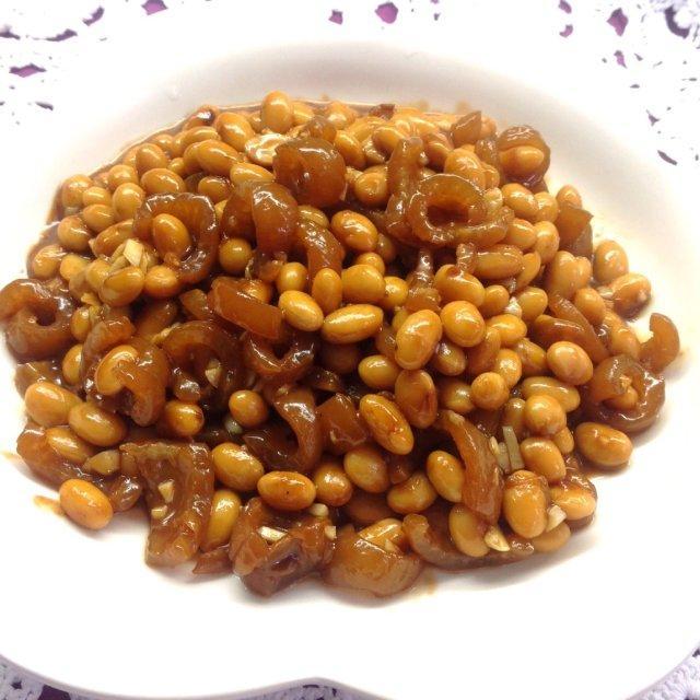 酱焖肉皮黄豆,肉皮很软嫩劲道,黄豆非常入味,吃起来