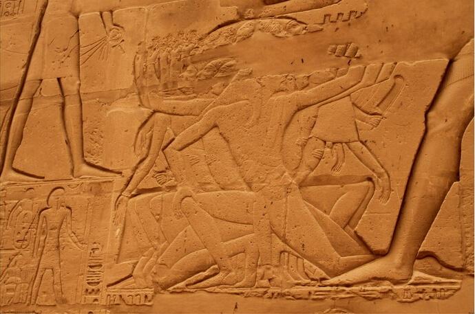 历史的痕迹弥久留长 卢克索神庙之壁画