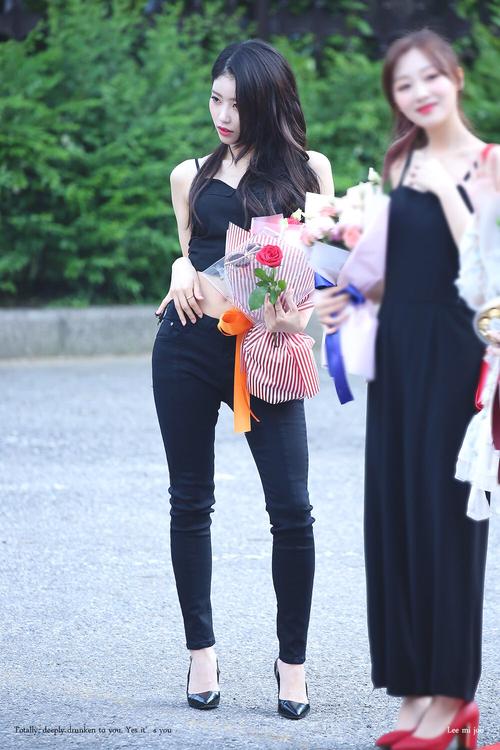 lovelyz 李美珠