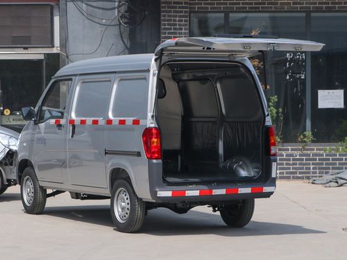 五菱之光新增国六b车型 同时降价0.7万元不限户籍