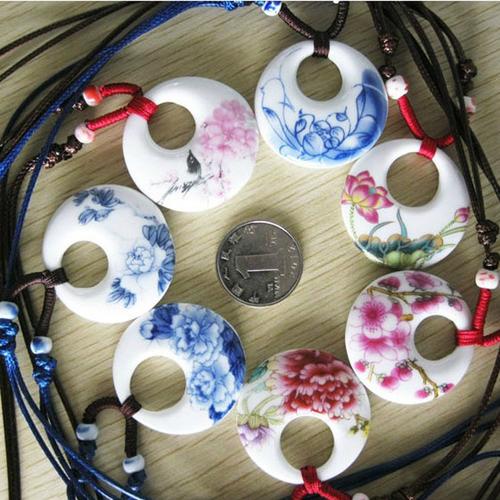 厂家直销批发 景德镇陶瓷挂件 小礼品饰品 工艺品青花瓷挂件