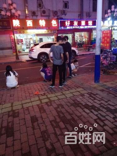 跳楼价,跳楼价,深圳坪山坑梓第二市场宝梓市场路店铺