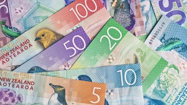 澳大利亚的人均财富中位数最高,达238,070美元(339,760纽币),新西兰人