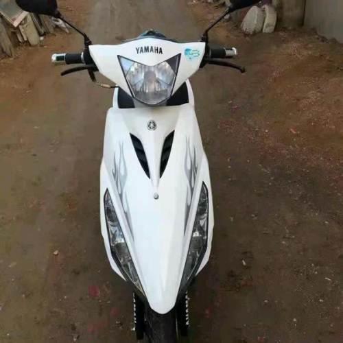 纯正雅马哈鬼火踏板摩托车,实数电子表
