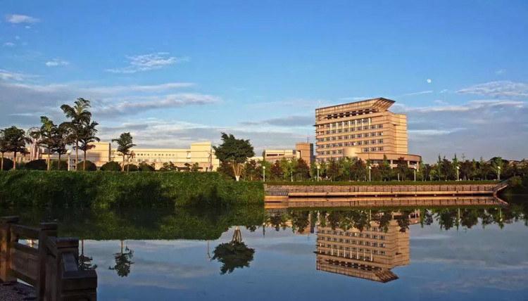 这所学校就是位于成都市的成都理工大学.