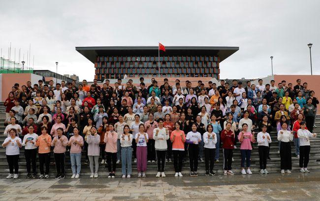 罗平一中平高学校(罗平四中)教职工团建活动绽放青春风采