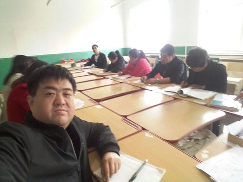 宝坻林亭口高中数学教研组举行大组教研活动