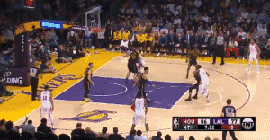 今天,技巧君带来的绝招是, 保罗背后运球衔接体前变向晃开防守跳投