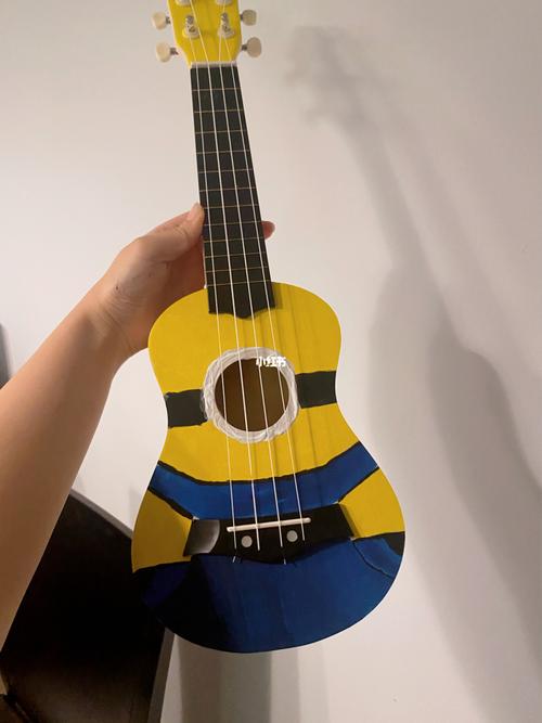 尤克里里涂鸦之小黄人_涂鸦_小黄人怎么样_尤克里里_礼物_手工制作