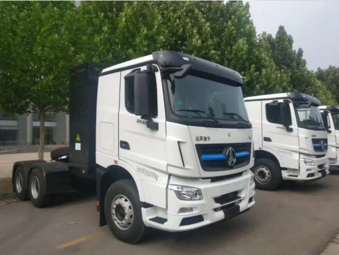 三一蝉联榜首 红岩牵引车三连冠 10月新能源重卡销量,增幅均创新高