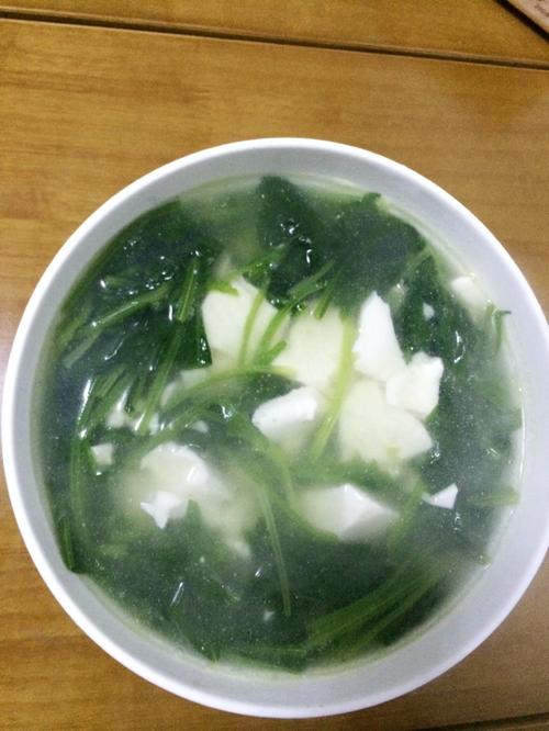 菠菜豆腐汤