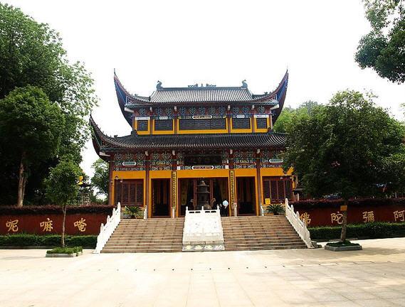 梦山灵应寺南昌江西寺院