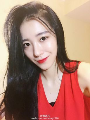爱自拍上戏女生海量私照惊艳四座