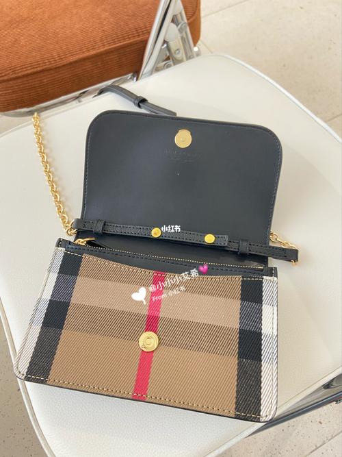 burberry 经典格纹拼牛皮 woc 链条包_博柏利怎么样_woc_格纹_链条包