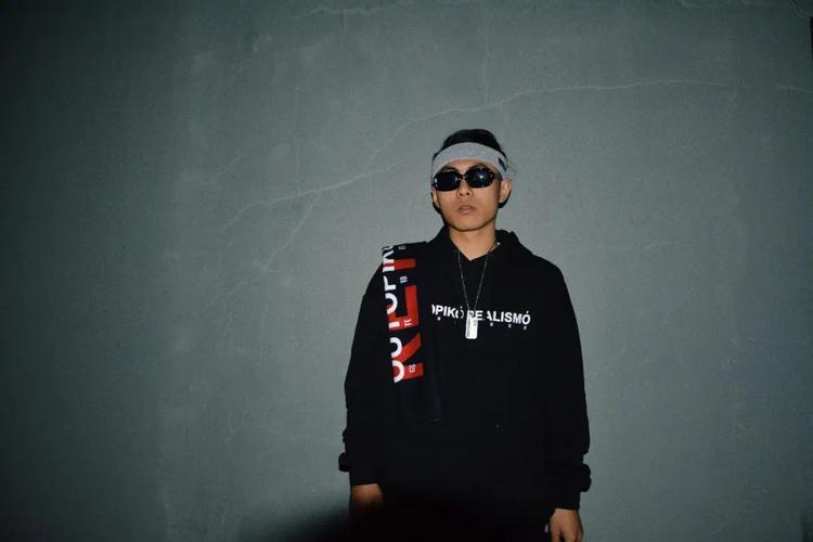 说唱歌手副业图鉴 | 嘻哈中国