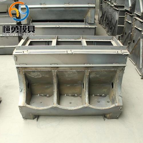 大三孔猪食槽模具 猪食槽模具生产细节