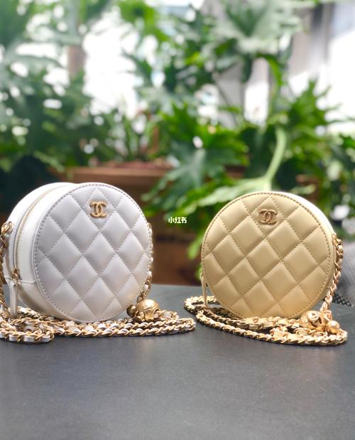 香奈儿怎么样_百搭_化妆品_手机_chanel小金球_时尚_箱包