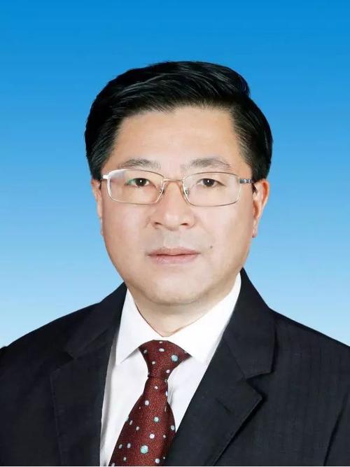 省委同意提名何礼任德阳市长