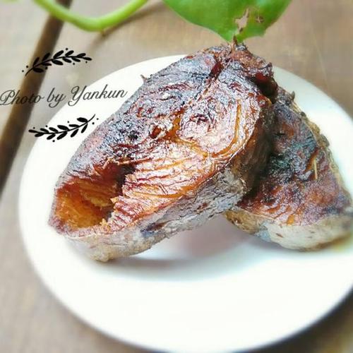 五香熏鲅鱼,肉质鲜嫩入味,比饭店大厨做的还好