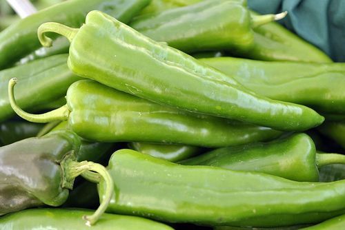 青椒,墨西哥辣椒,阿纳海姆辣椒.哪个最辣,那个最适合炒菜?