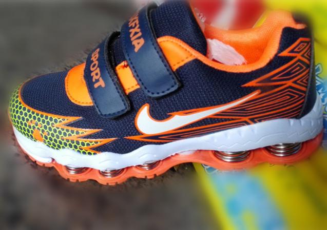 2016新款大童弹簧鞋飞织布面儿童运动鞋弹力柱子底减震户外篮球鞋