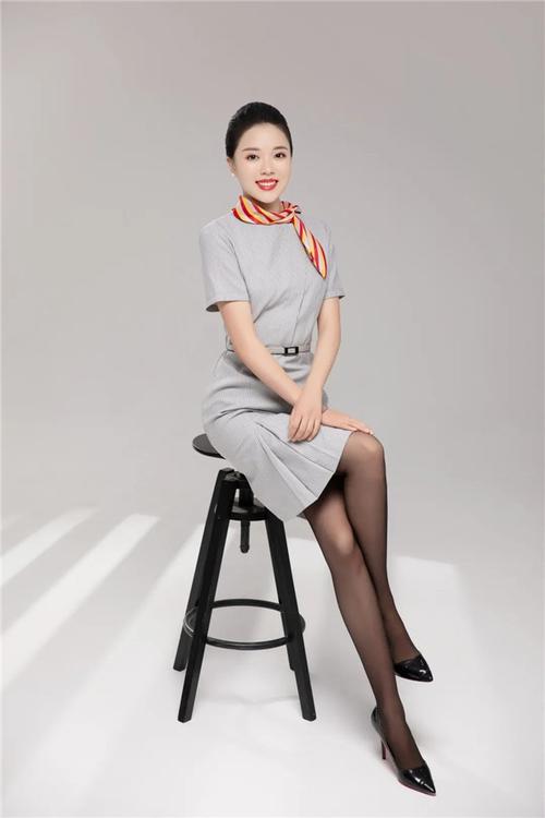 天津航空空姐陈思源:飞行四年的我,期待下一个十年