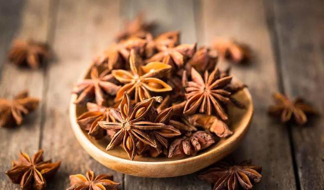 网易首页>网易号>正文申请入驻> 八角也叫大料,是厨房日常用的香料,学