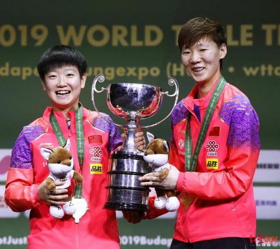 奥运单打银牌的孙颖莎,为何会被王曼昱零封?