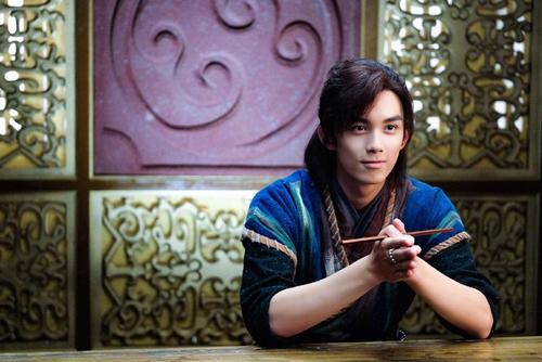 吴磊《斗破苍穹》高清剧照图片