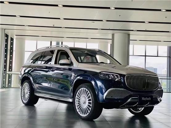 奔驰迈巴赫gls600双拼外观头等舱舒适感