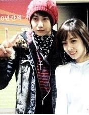 传说中欺骗银赫感情的艺人女友【李贤智】の资料.elf们速转!