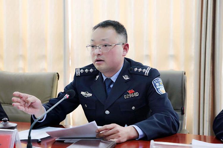 紫阳县公安局召开2018年脱贫攻坚工作安排暨政策培训会