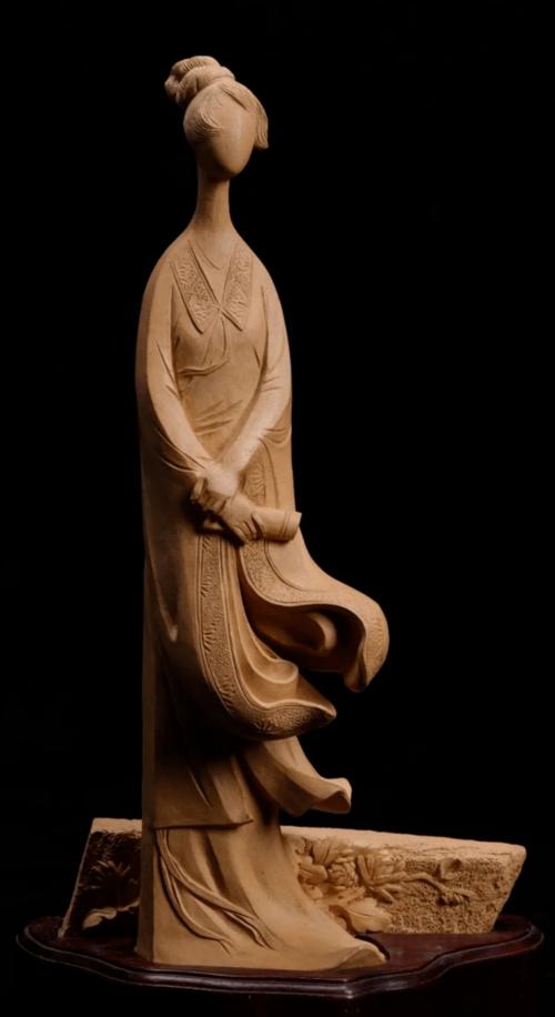 神采飞扬——新人文主义雕塑家张永千的紫砂分析