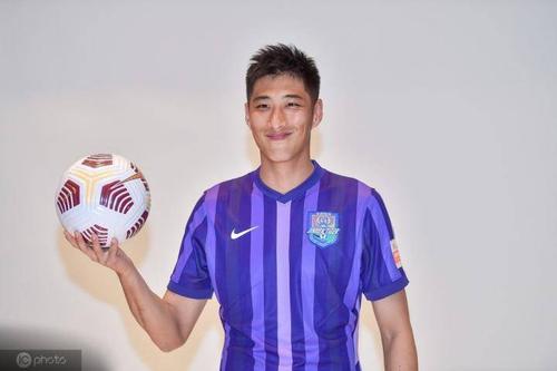 终于等到你,津门虎主客场球衣写真出炉|天津津门虎|懂