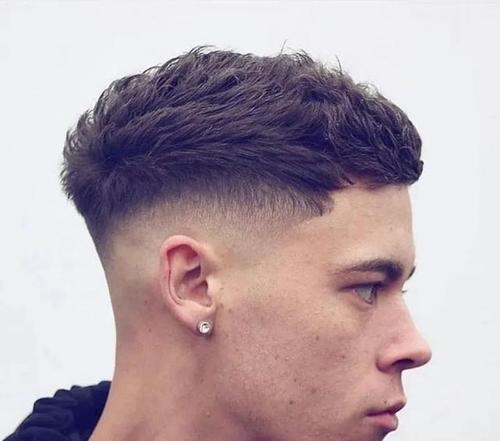 泽恩,c罗都爱的4款自然卷男士发型,帅气又利落