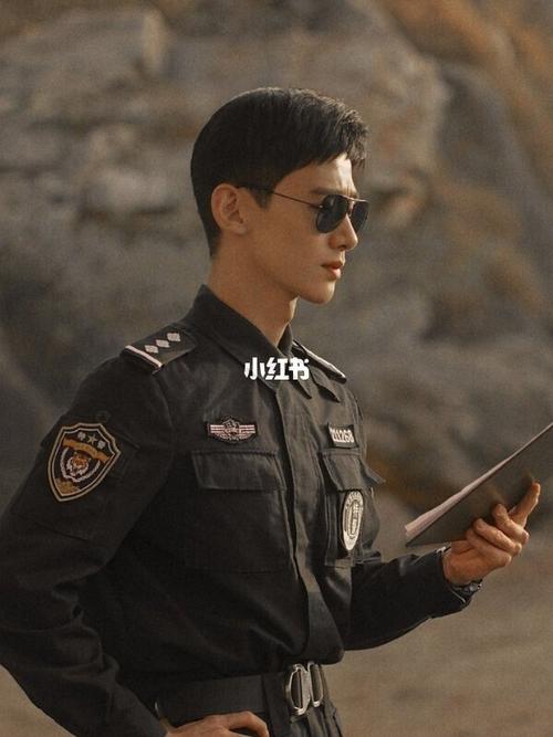 白敬亭邢克垒壁纸剧照_壁纸_白敬亭_小说推荐_你是我的城池营垒_素材