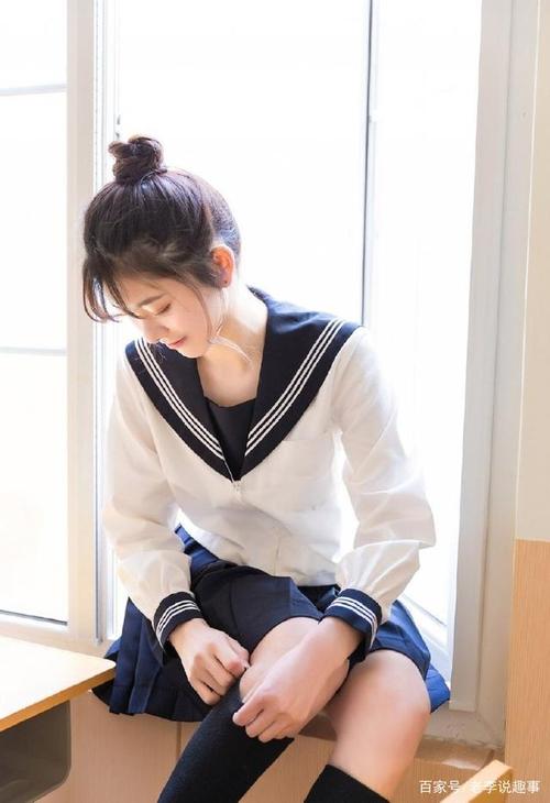 水手服美女学生妹写真
