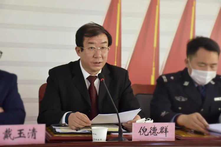 施文亮通报全镇作风建设并部署"担当实干年"工作74图为获得综合奖的
