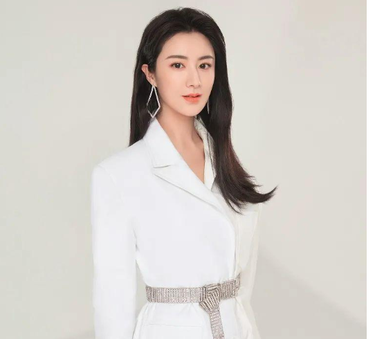 薇娅登福布斯中国商界潜力女性榜薇娅是如何崛起的她的身价是多少