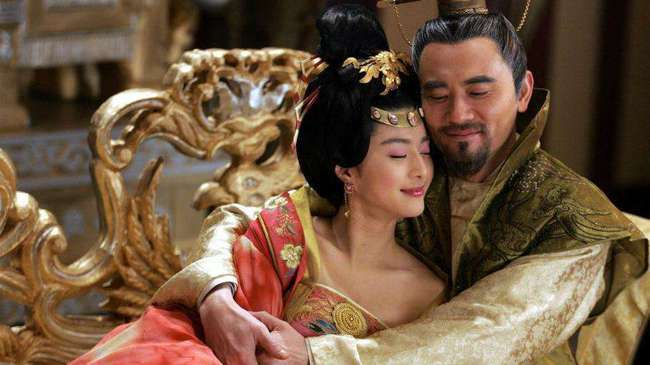 李隆基看中儿媳从儿子李瑁手中抢走杨玉环那李瑁后来怎么样了