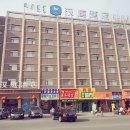 火车站北侧)  距离 派酒店(通辽河西辽河公园店)(原龙源宾馆)的直线